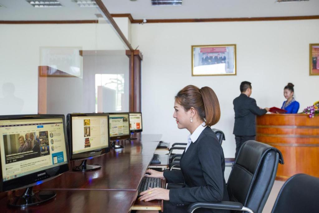 Vientiane Plaza Hotel מראה חיצוני תמונה