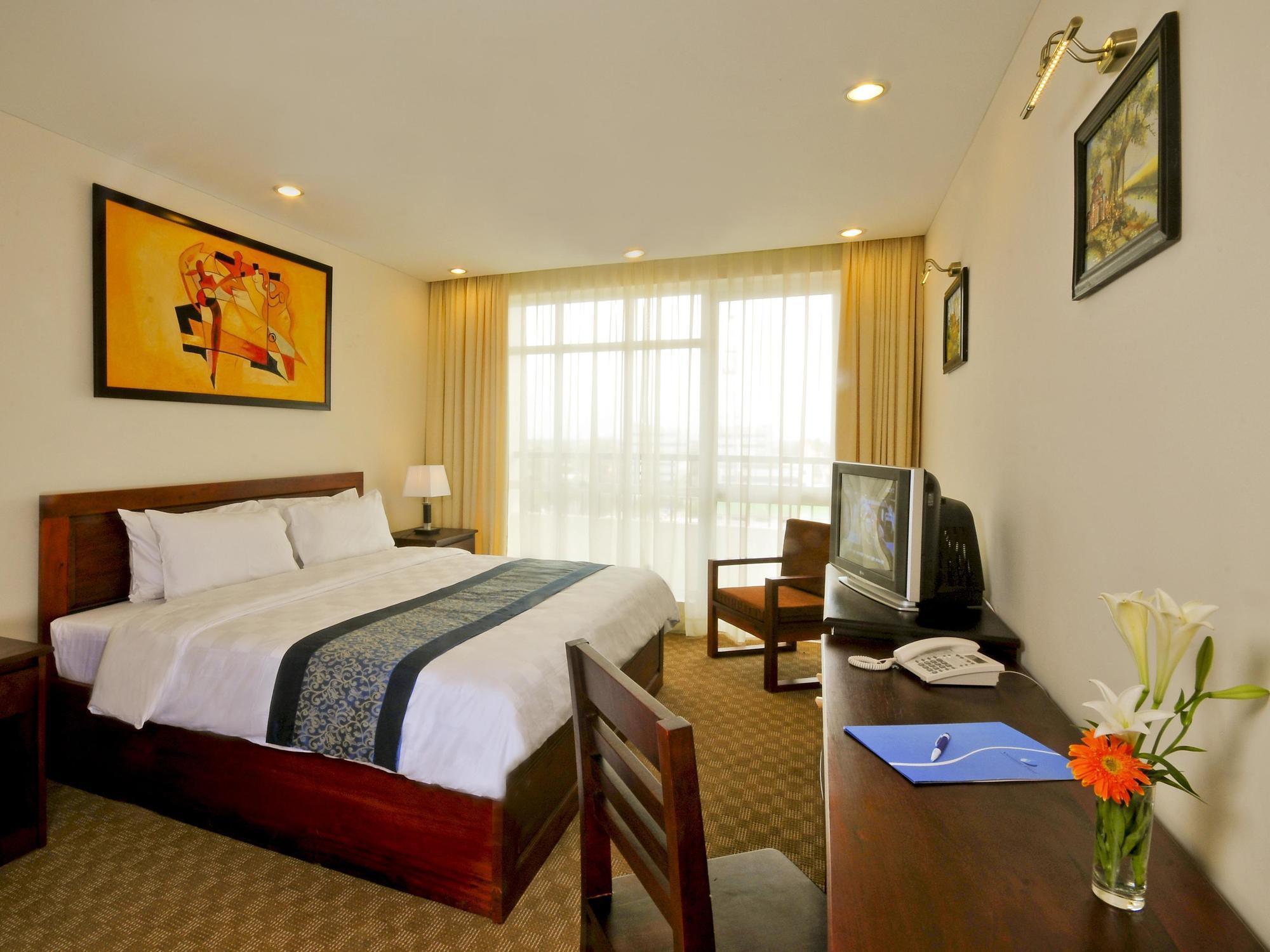 Vientiane Plaza Hotel מראה חיצוני תמונה